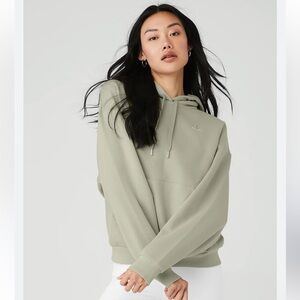 ALO Yoga Women's Accolade Hoodie